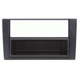 03404 MASCHERINA CON FORO2ISO-ISO COLORE NERO AUDI A3-A4 07/08 SEAT EXEO